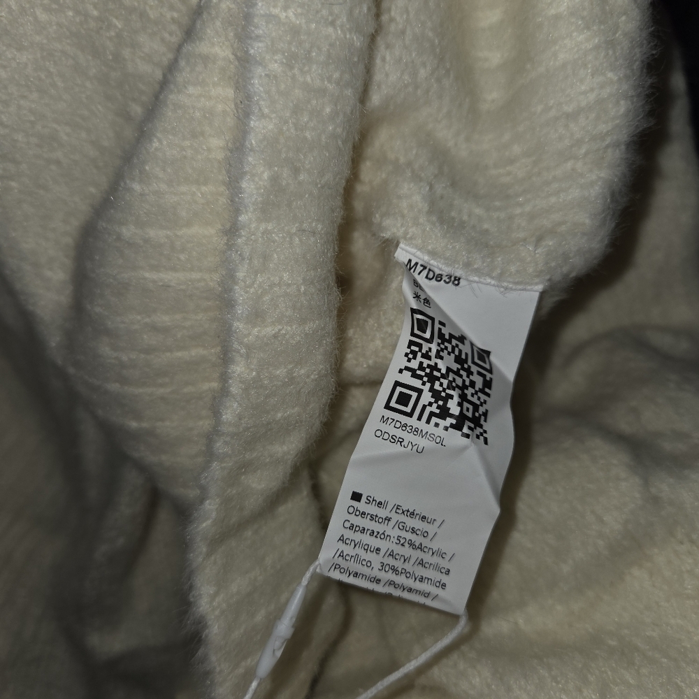 Cozy Cream Turtleneck Sweater - large NWT - Picture 3 of 6